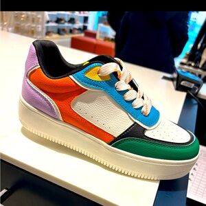 Sneakers - CALLITSPRING